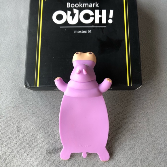 Hippo Ouch! Bookmark ~ Brand New! - Picture 4 of 11